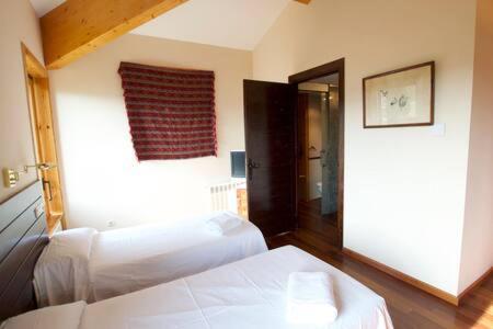 Impresionant Xalet La Roca Forada Apartman Guils de Cerdaña Kültér fotó